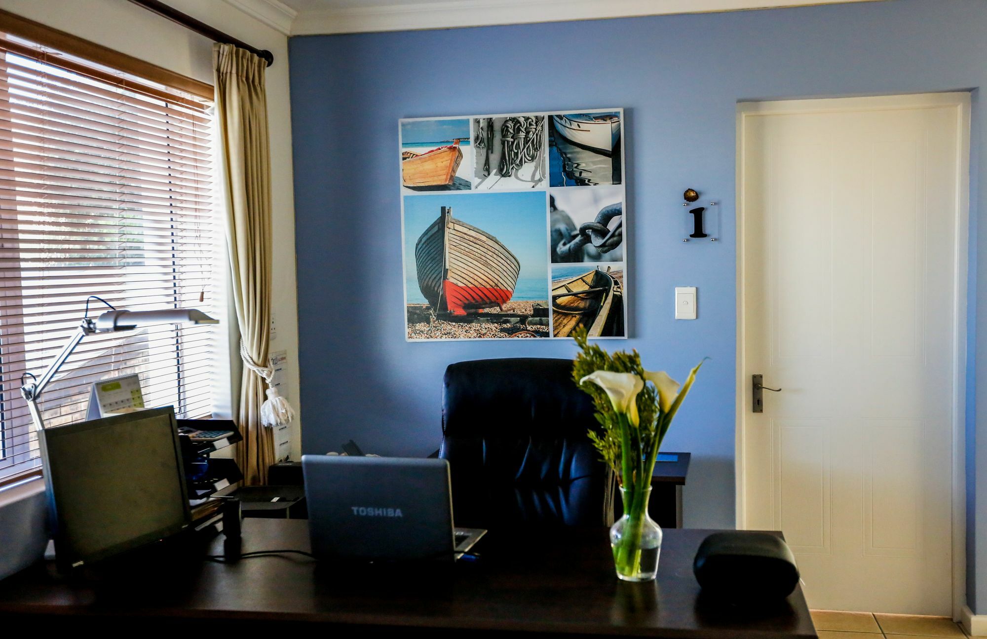Secret Garden Guesthouse Bloubergstrand Bagian luar foto
